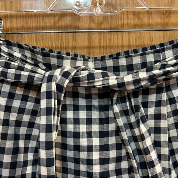NWT LOFT Dark Blue & White Gingham Checkered Belted Shorts Women's Size Small - Picture 4 of 7
